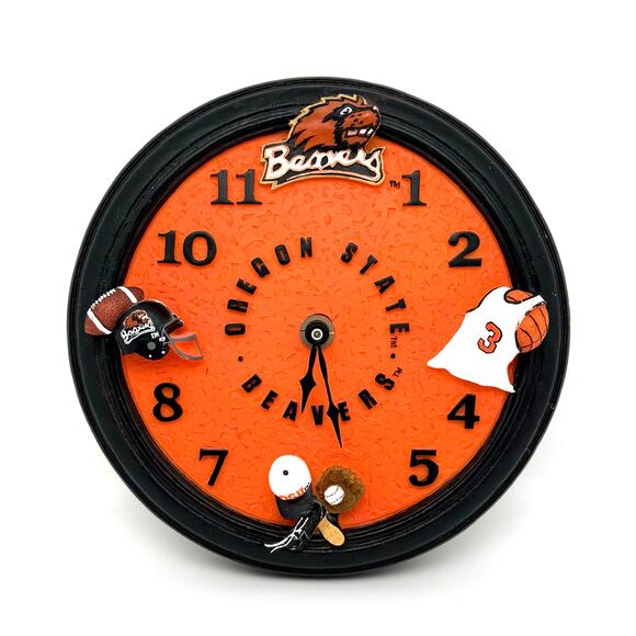 Oregon State Beavers Collegiate Sports 3D Wall Clock Home Decor - Picture 1 of 9